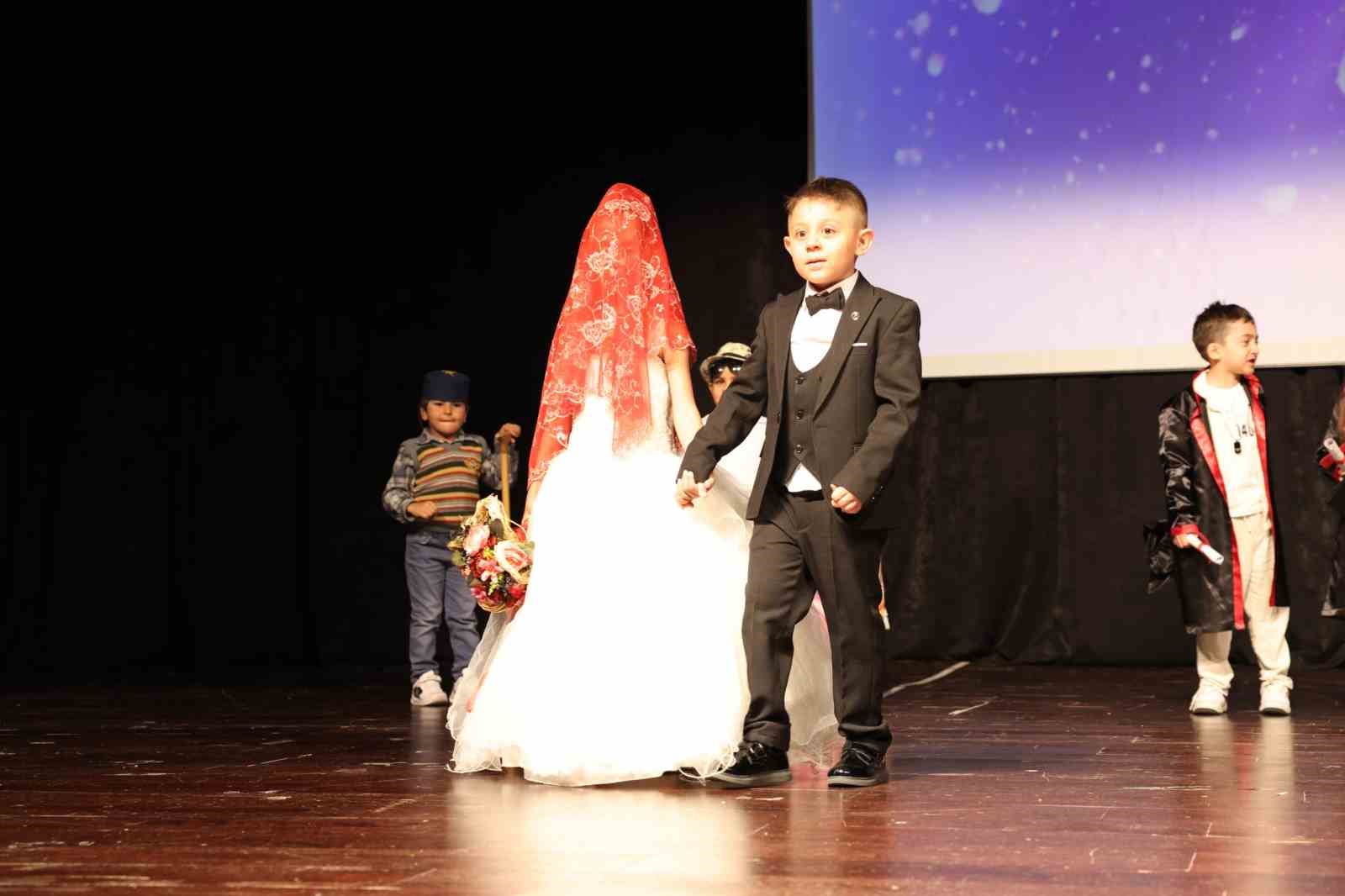 Denizli OSB Minik Hayaller Anaokulunda mezuniyet coşkusu
