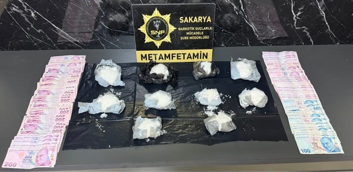 İstanbul’dan yola çıktı, gişelerde yakayı ele verdi: 1 kilo metamfetamin ele geçirildi