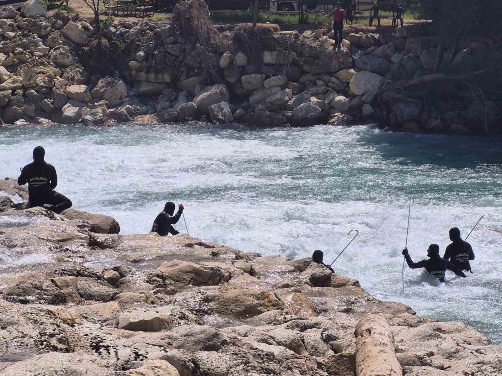 Alara Çayı’nda kayıp genç için aramalar 11’inci gününde devam ediyor