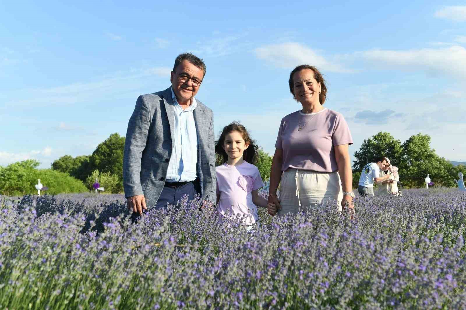 Altıeylül’de mor şölen ilgi gördü