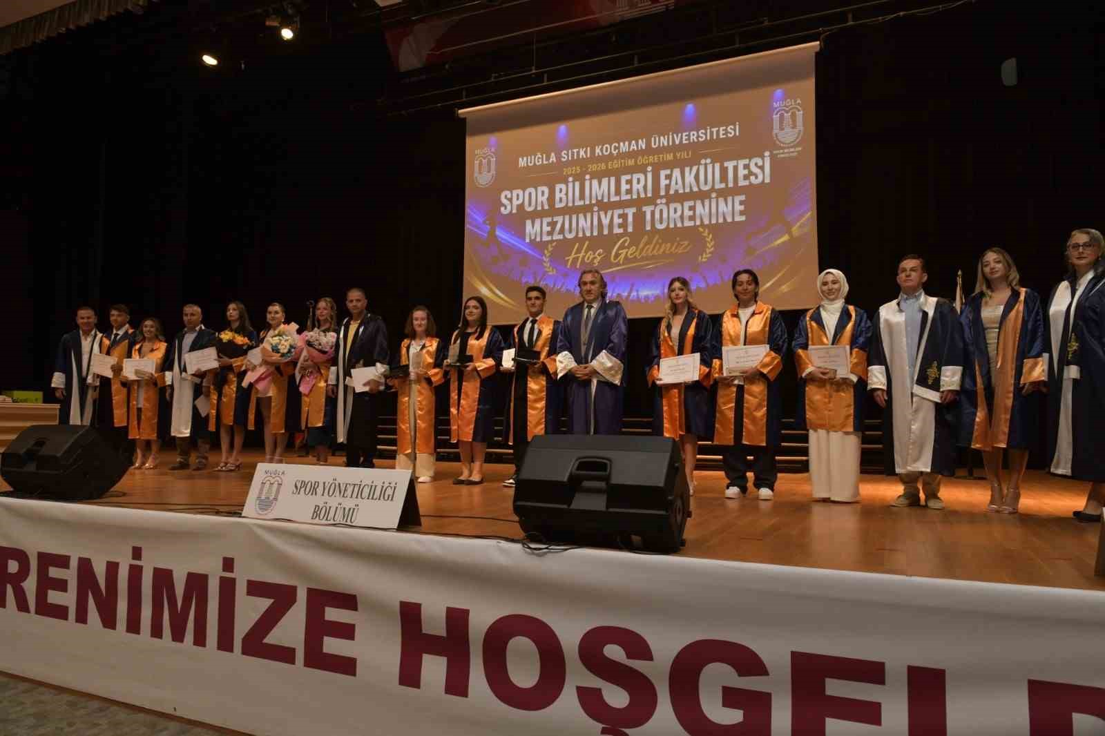 MSKÜ Spor Bilimleri Fakültesi mezunlarını uğurladı