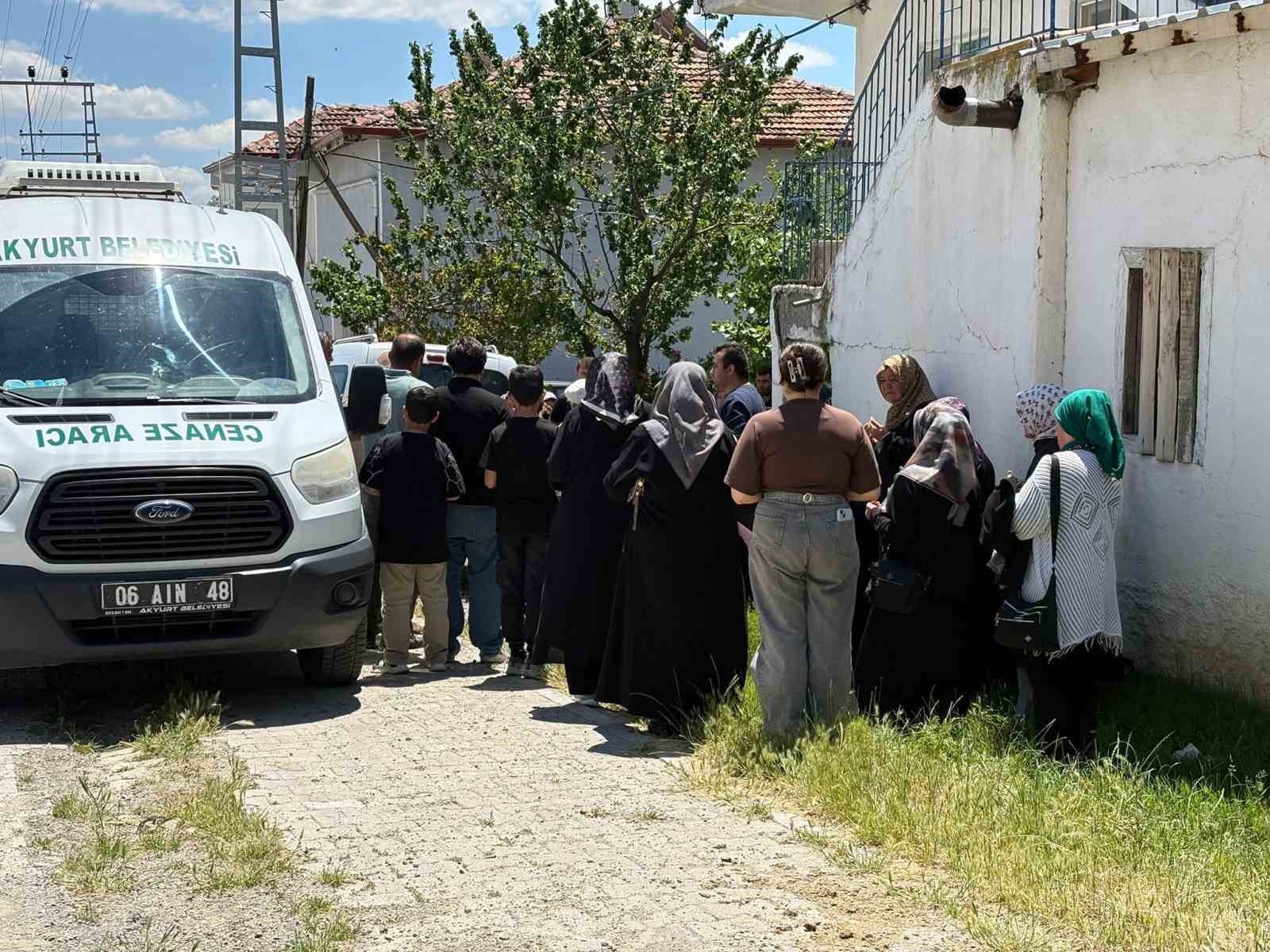 Ankara’da eşinin bıçakladığı kadın hayatını kaybetti