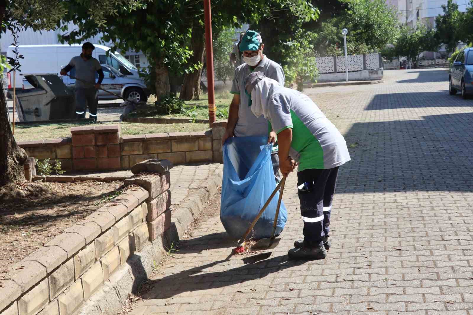 Nazilli Belediyesi temizlik çalışmalarına devam ediyor