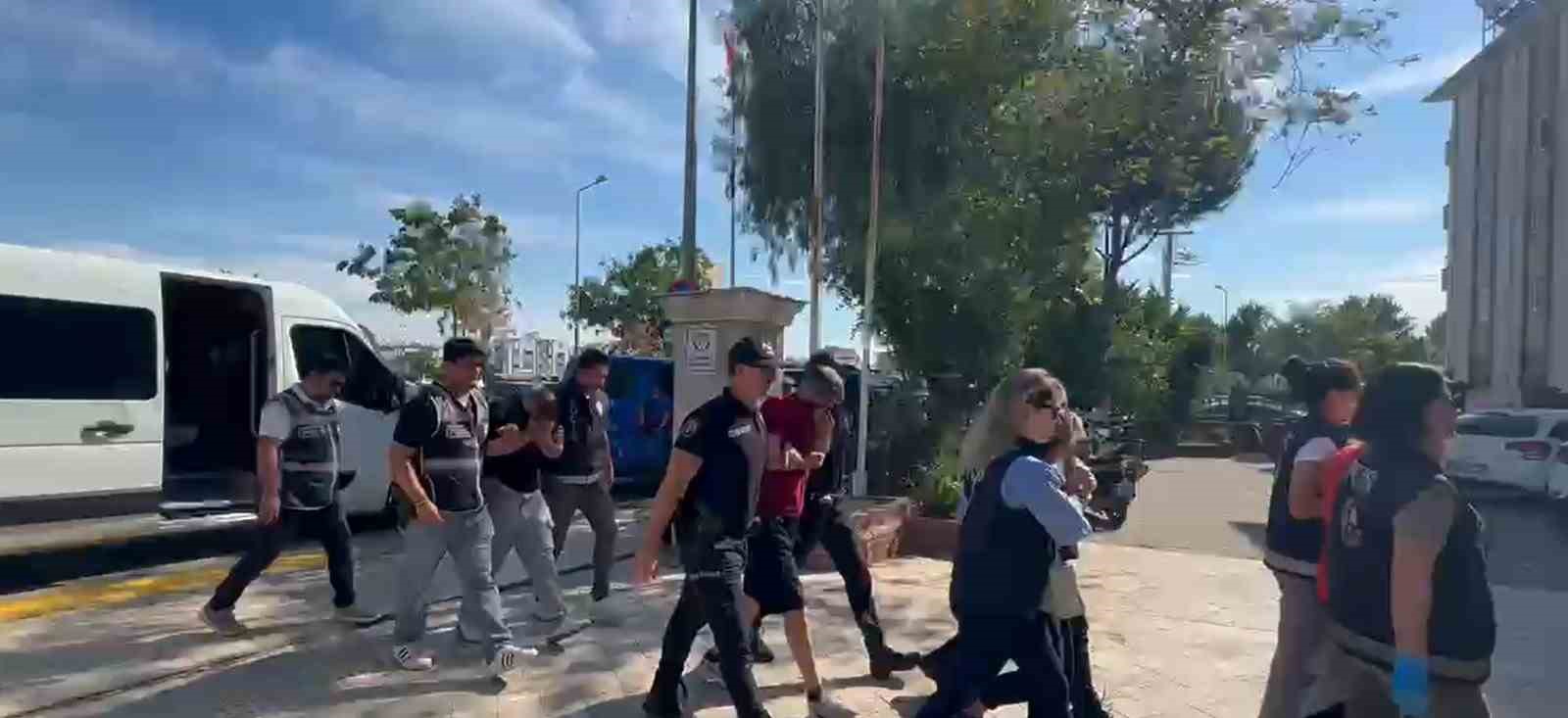 Didim’de fuhuş operasyonu: 4 tutuklama