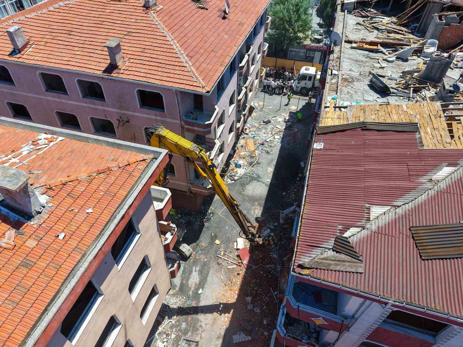 Gaziosmanpaşa’da kentsel dönüşüm çalışmaları belediyenin teşvikleriyle hız kazandı