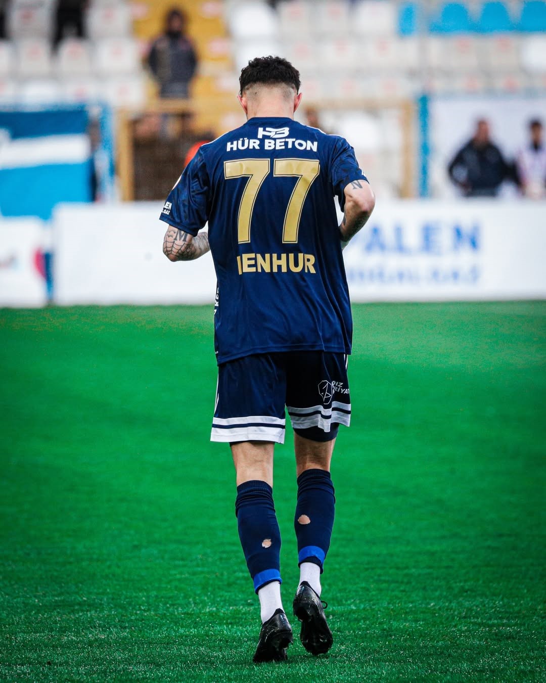 Benhur Keser Erzurumspor’a veda etti
