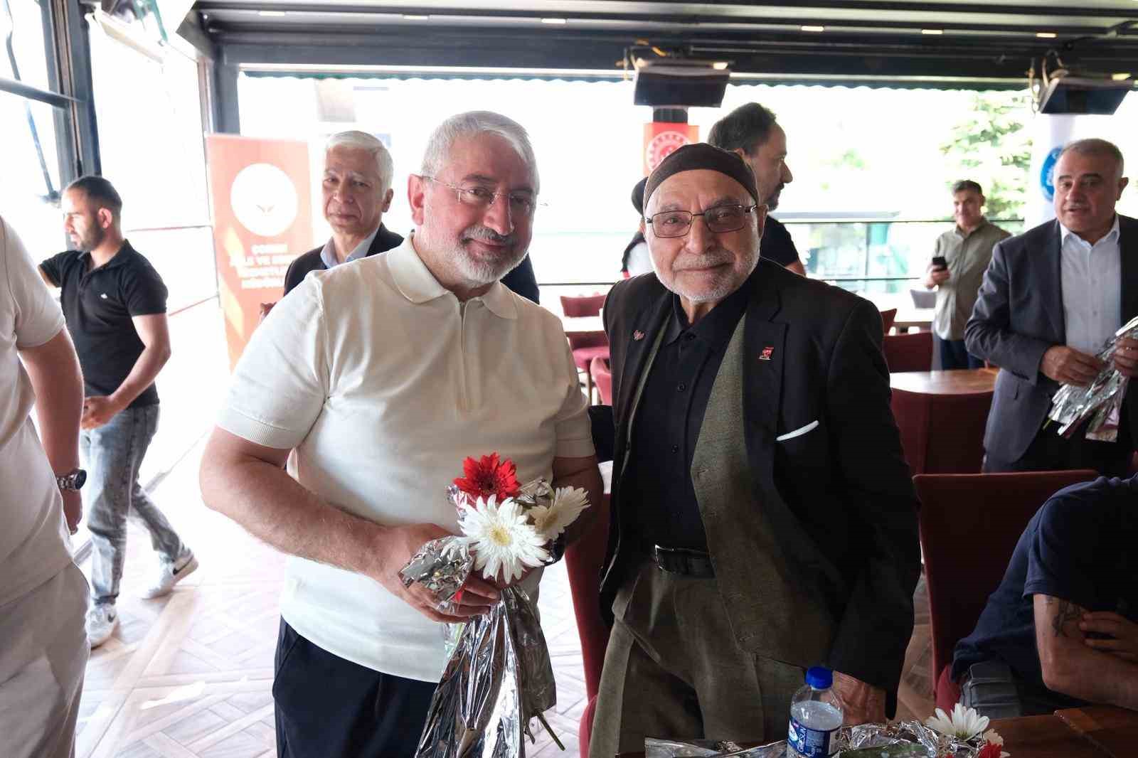 Başkan Aşgın, şehit aileleriyle Babalar Günü’nde bir araya geldi