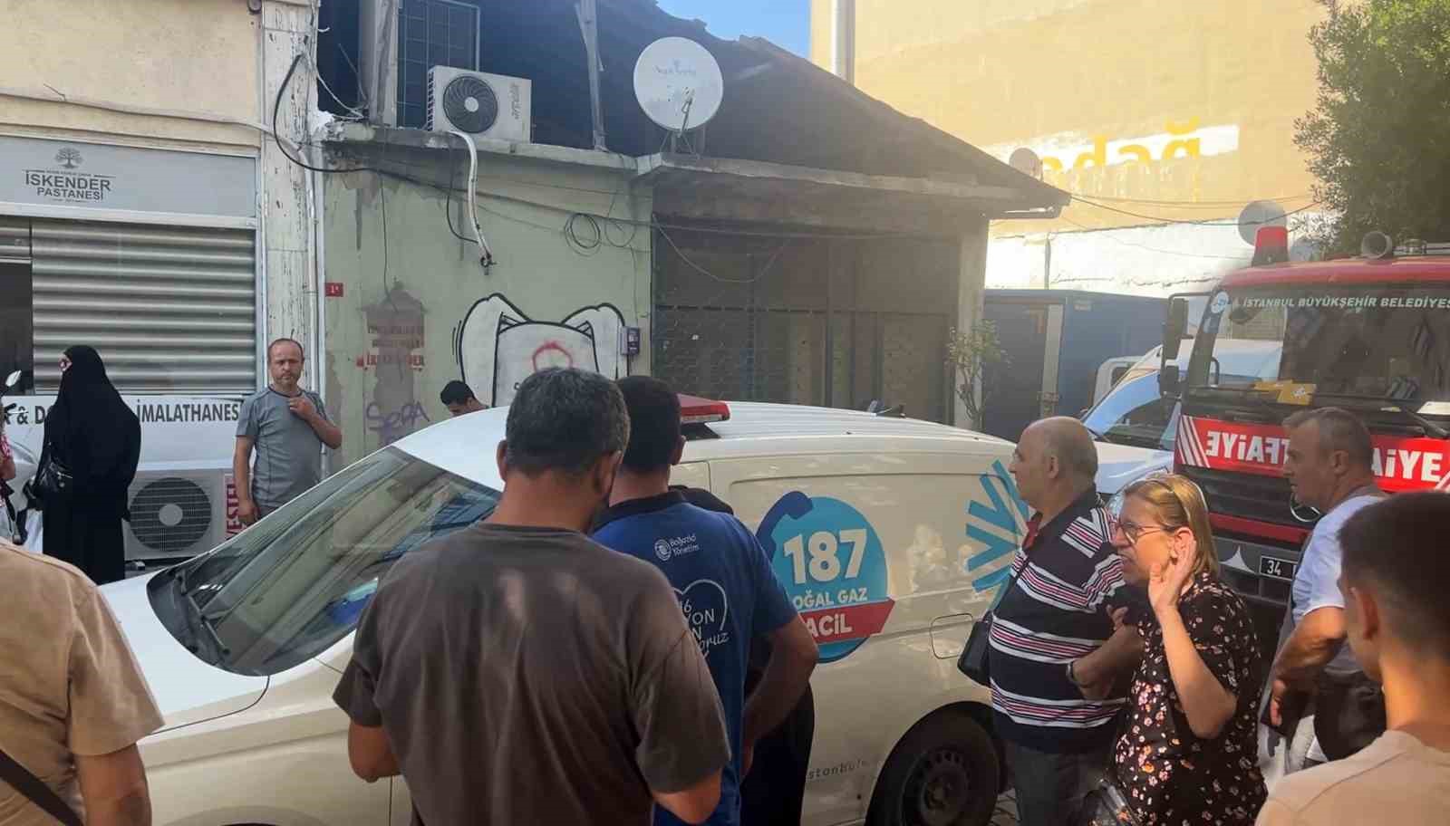 Eyüpsultan’da pastanede doğal gaz kaçağı: 5 işçi hastaneye kaldırıldı