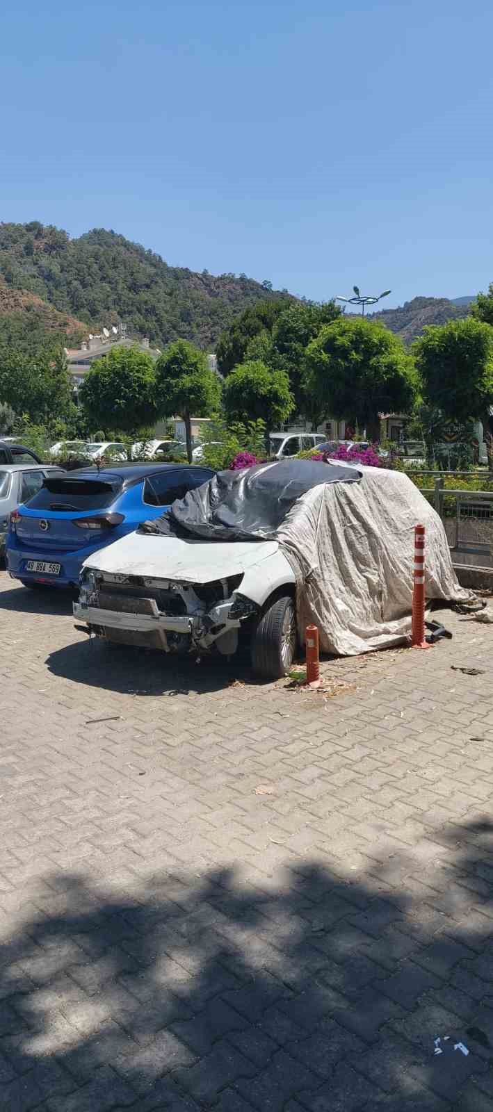 Marmaris’te terk edilmiş araçlar ve hurdalar toplanacak