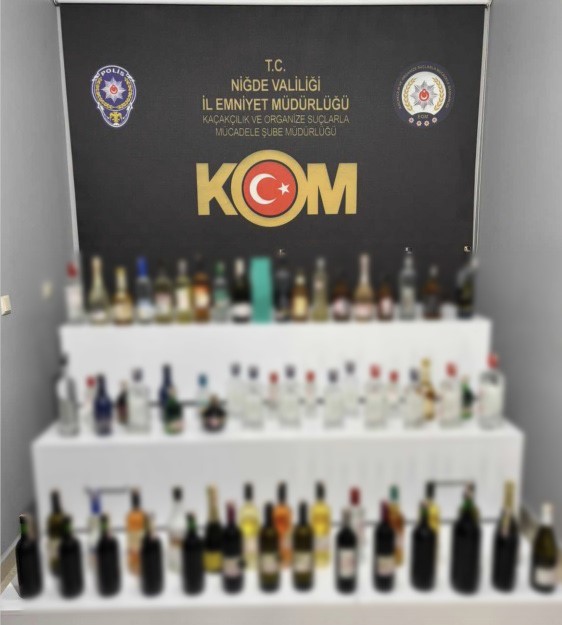 Niğde’de kaçakçılık operasyonu: 5 gözaltı