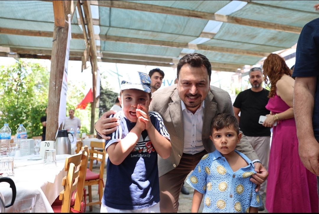 Kahramanmaraşlılar Bornova’da kahvaltıda buluştu