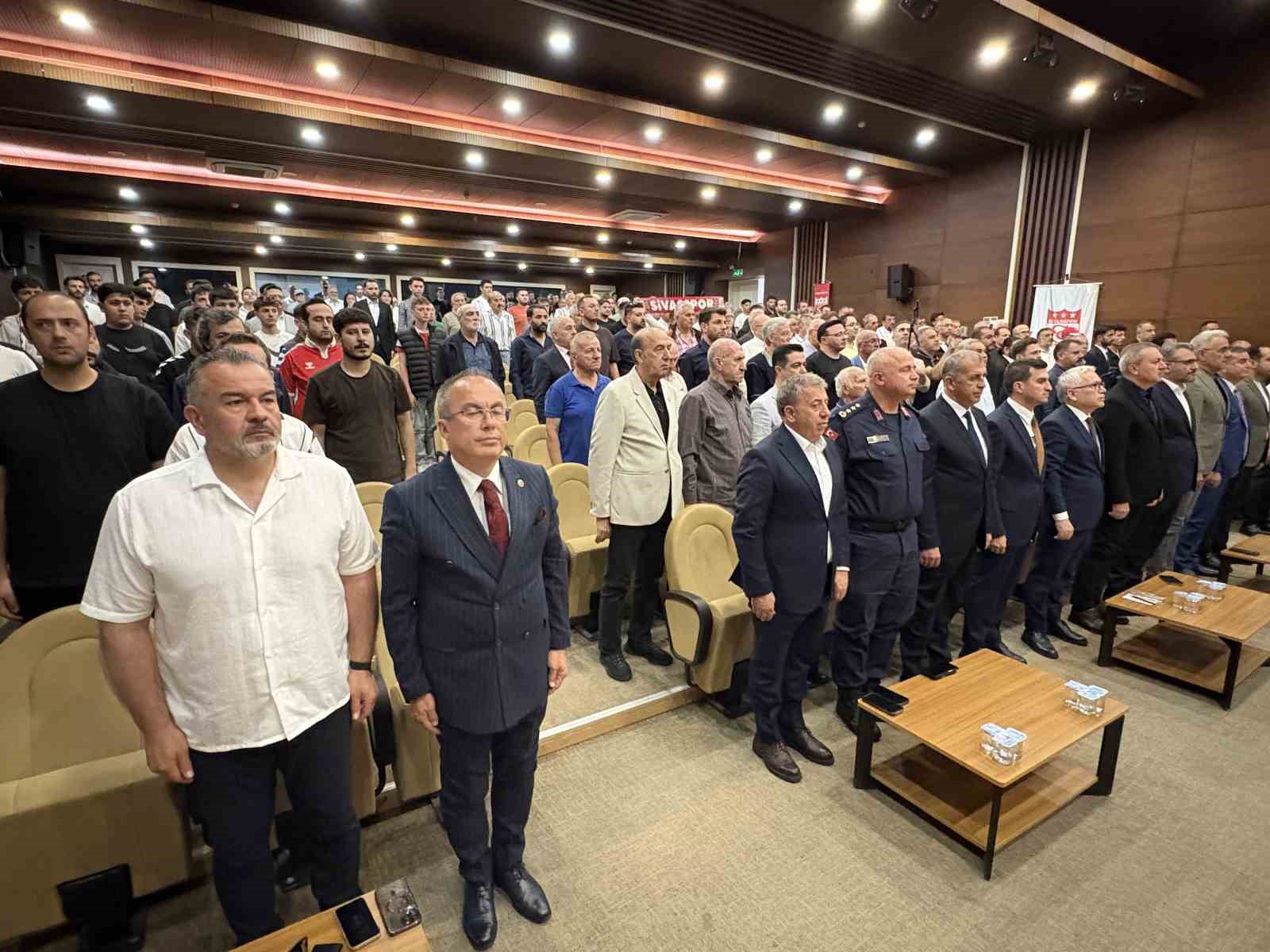 Sivasspor’a yine talip çıkmadı!