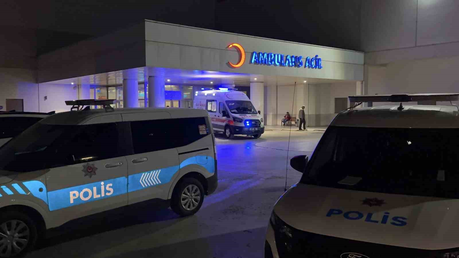 ’Laf atma’ kavgası kanlı bitti: 1 ölü, 1’i ağır 2 yaralı
