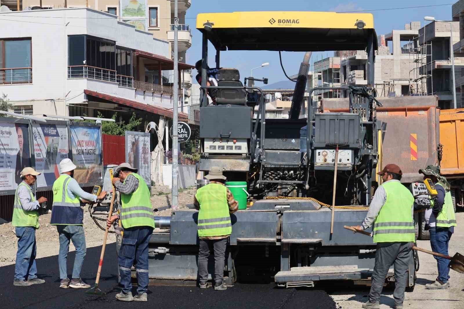 HBB,Arsuz’da yol çalışmalarını sürdürüyor