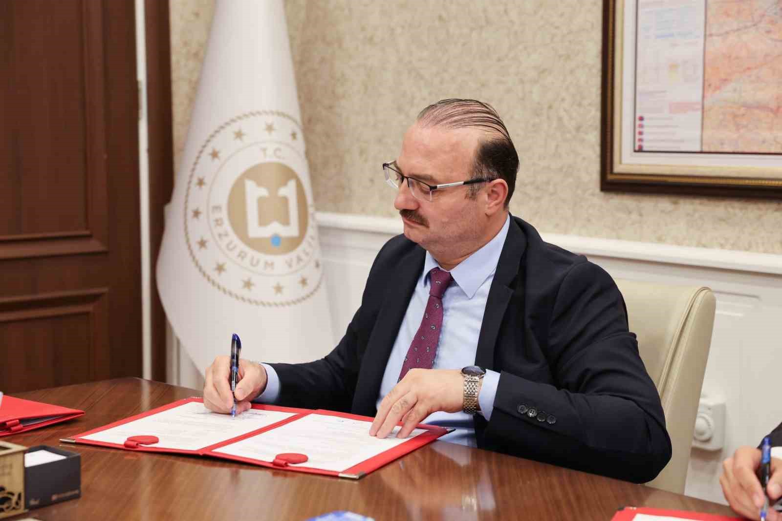 Erzurum’da sahipsiz hayvanlar için tarihî iş birliği