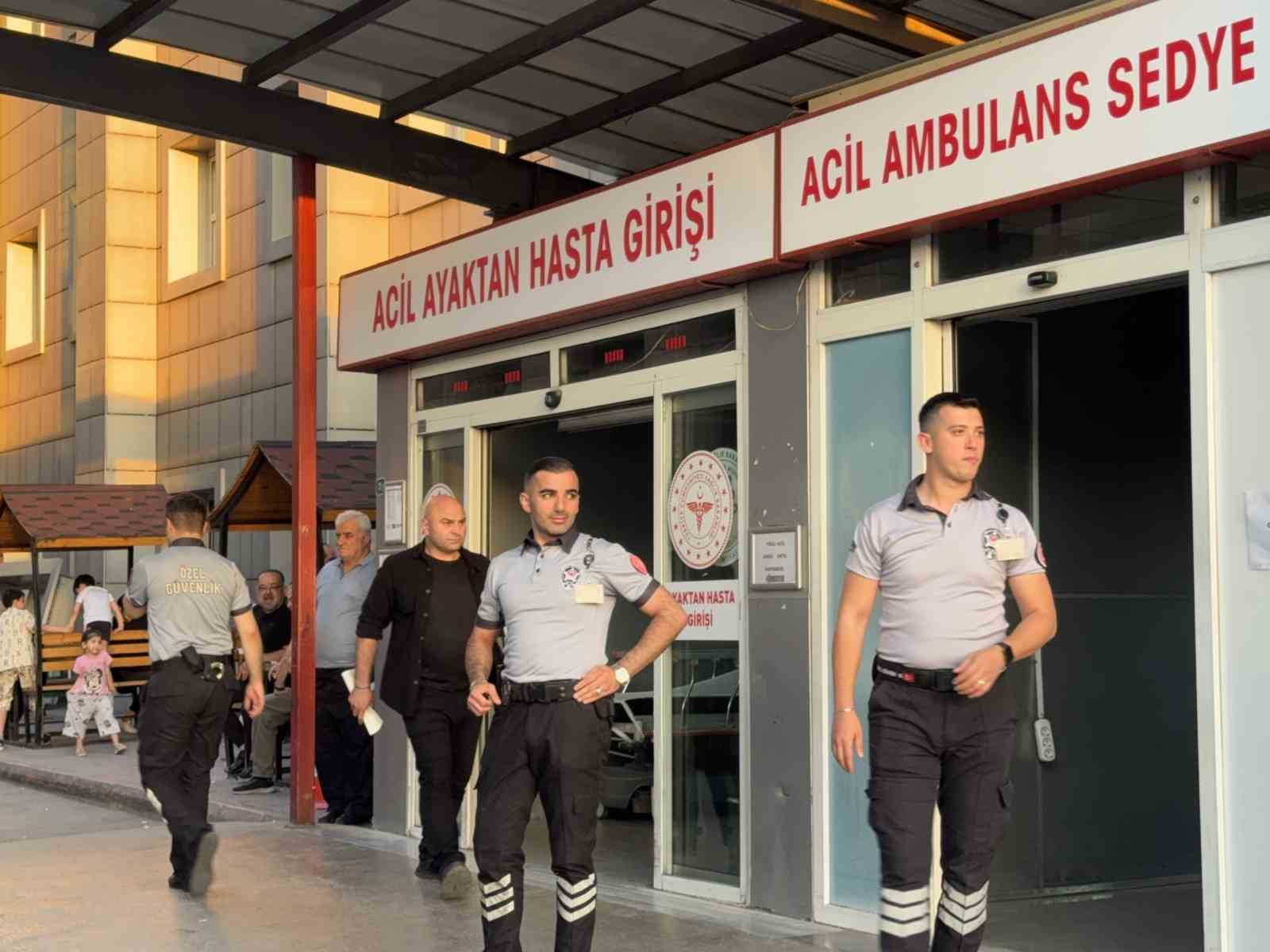 Bursa’da iş yerine gelen şüpheli, tartıştığı kişiyi ayağından vurdu