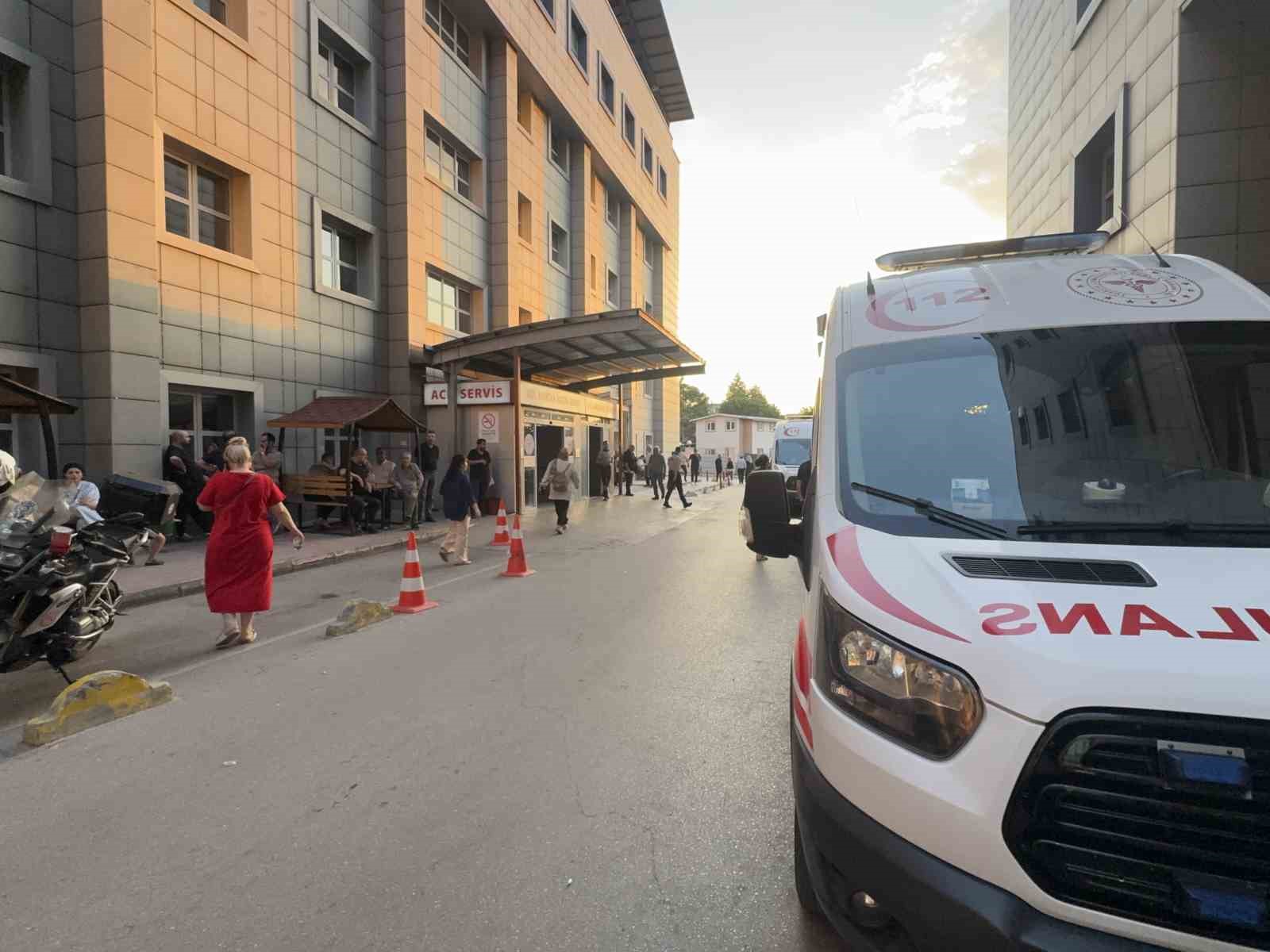 Bursa’da iş yerine gelen şüpheli, tartıştığı kişiyi ayağından vurdu