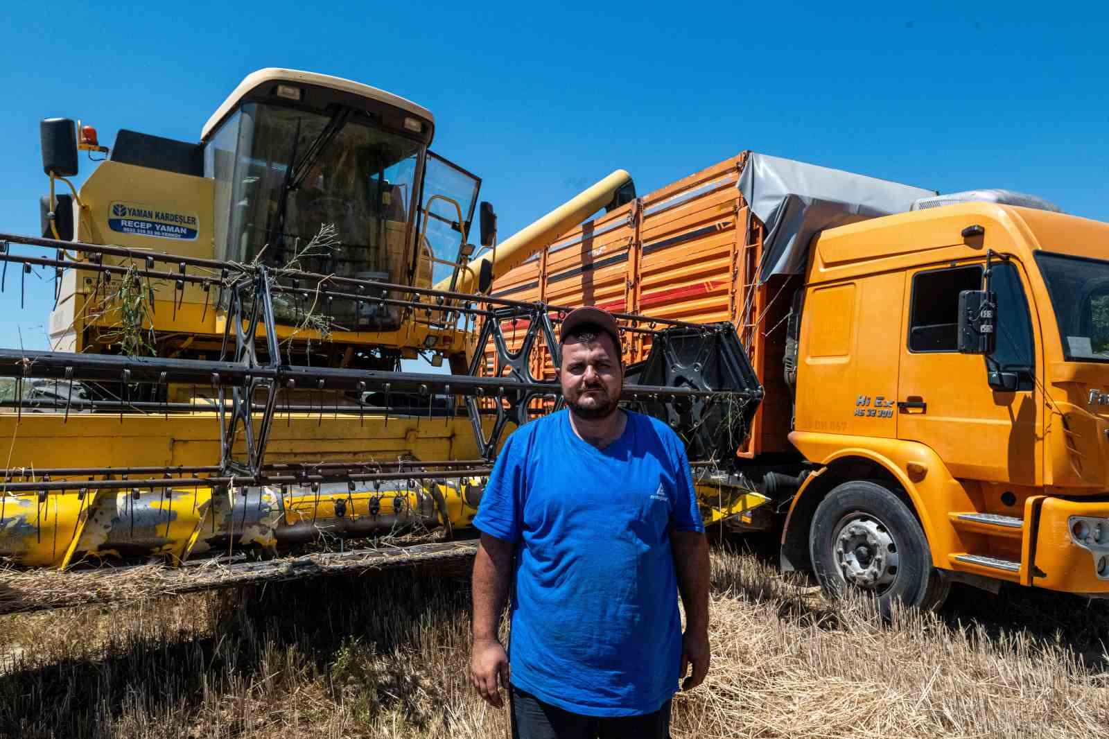 Kırklareli’de buğday hasadı başladı, çiftçi verimden memnun