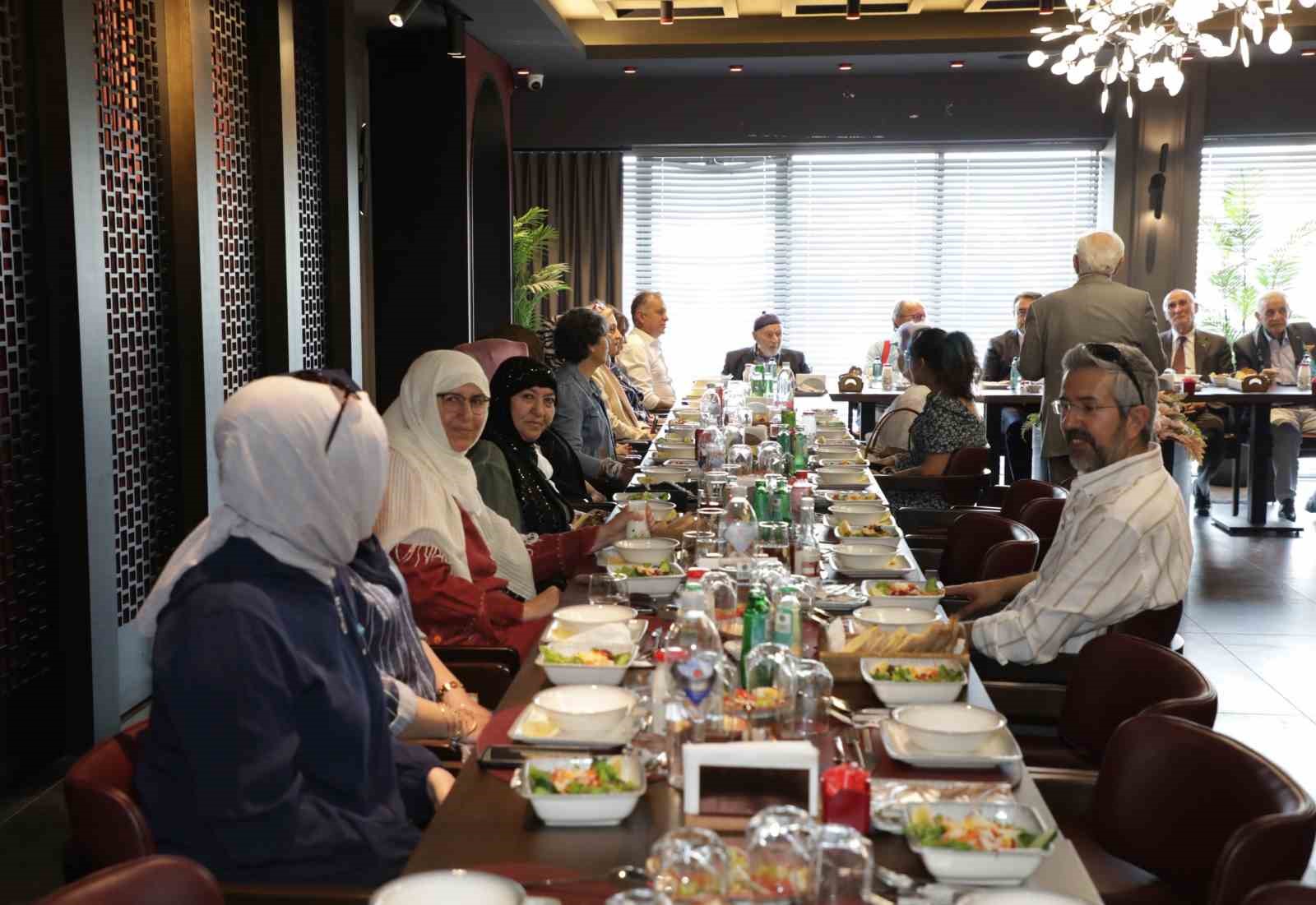 Kütahya çinisinin geleceği masaya yatırıldı