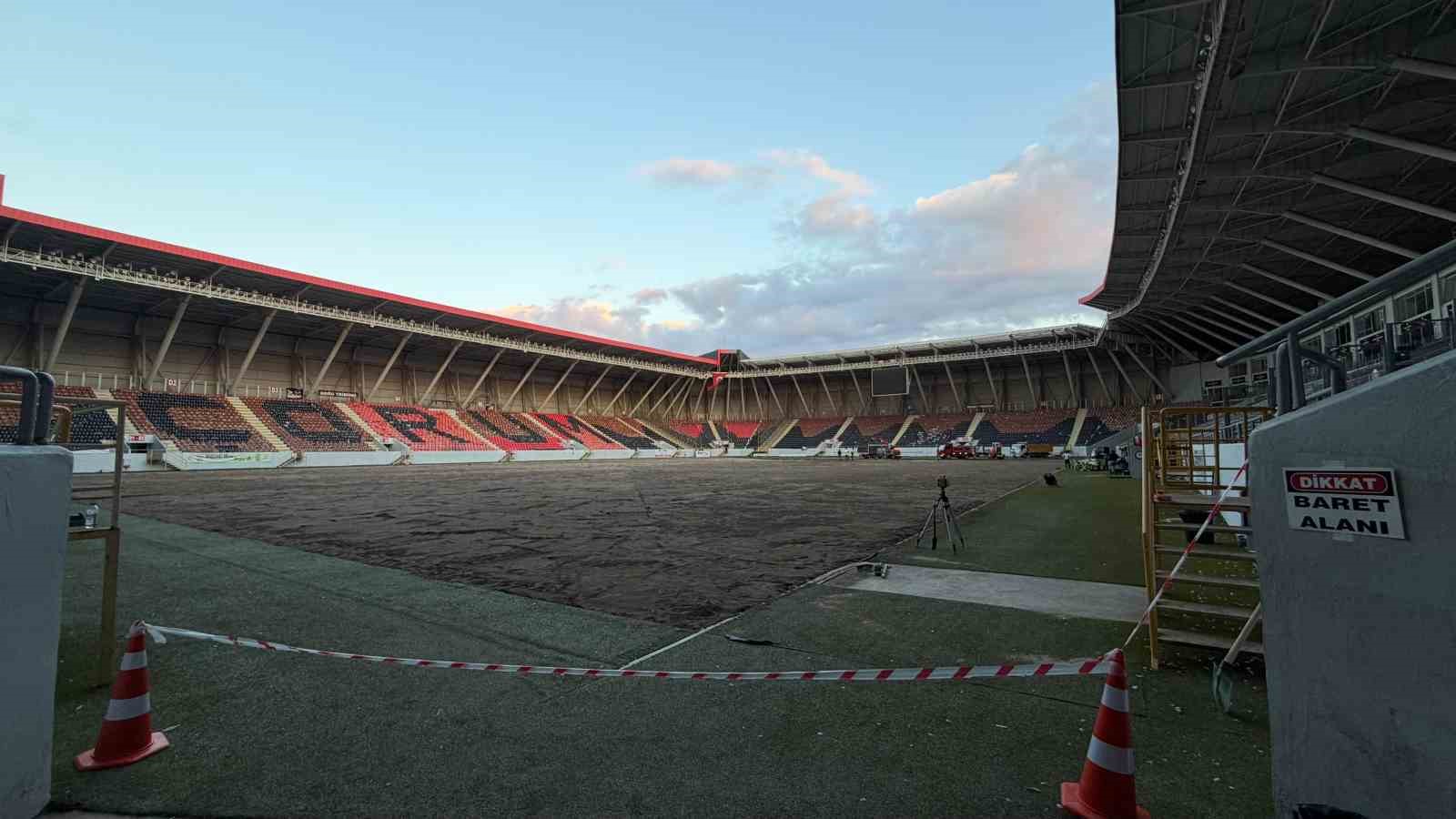 Çorum Şehir Stadyumu’nda Süper Lig mesaisi