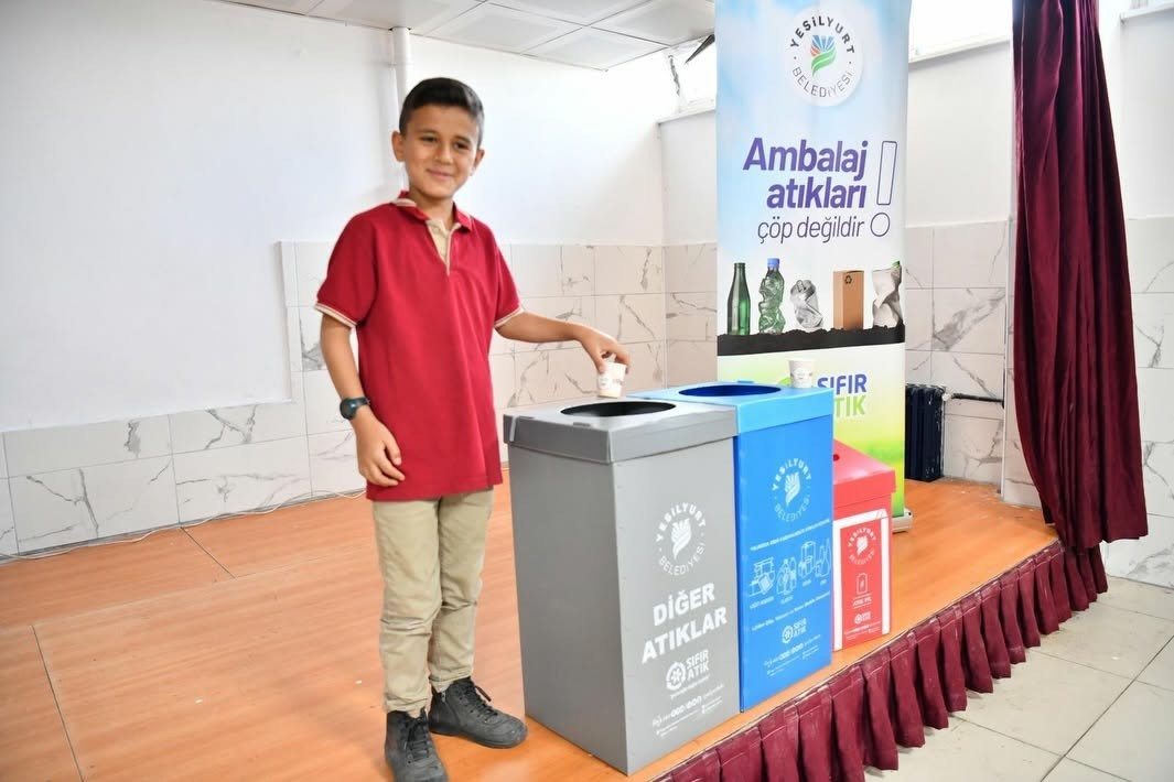 Yeşilyurt Belediyesi’nden 39 okulda 5 bin 970 öğrenciye çevre eğitimi