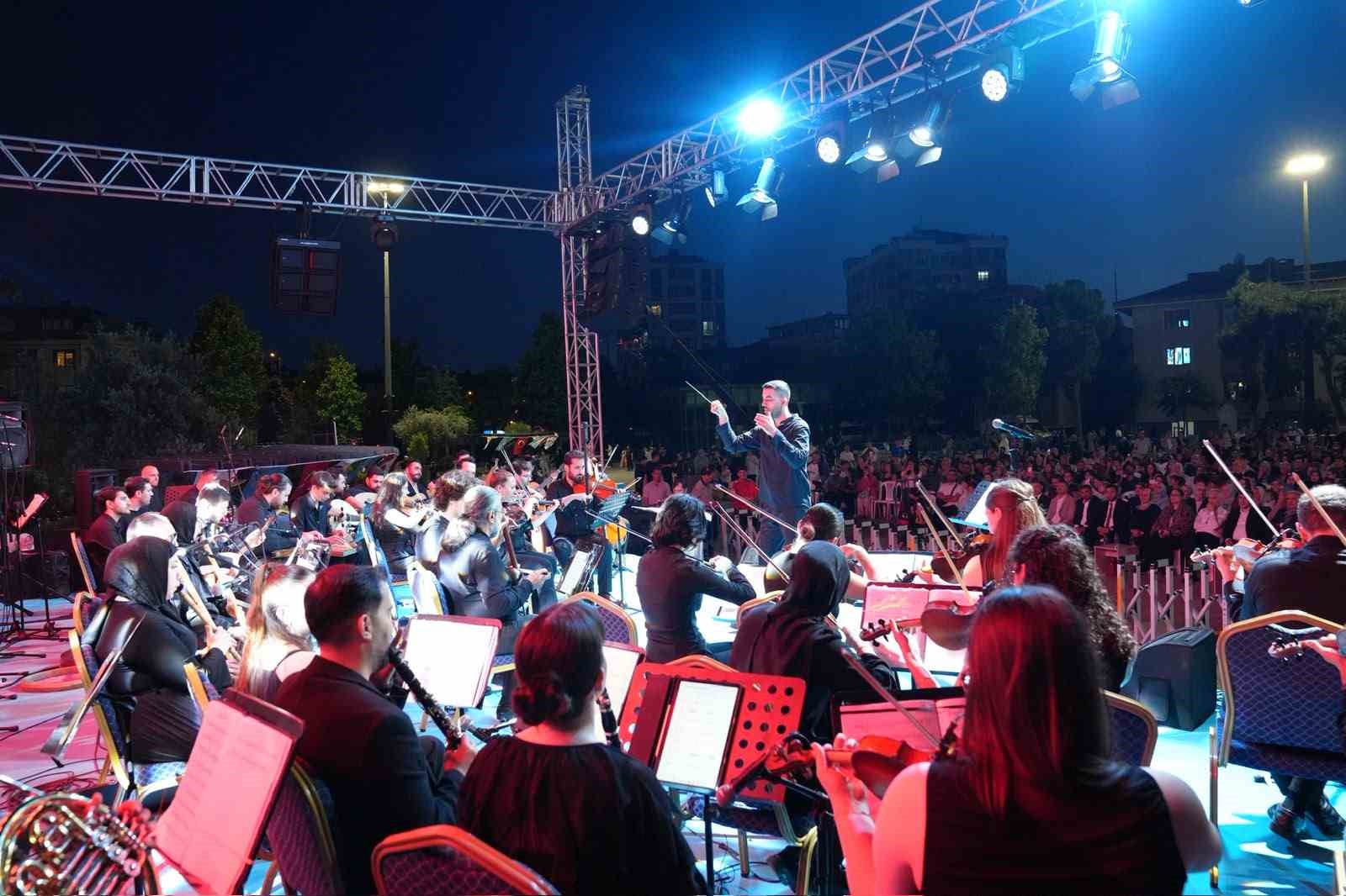 Ümraniye’de senfoni rüzgarı: Müzik Akademisi öğrencilerinden unutulmaz konser