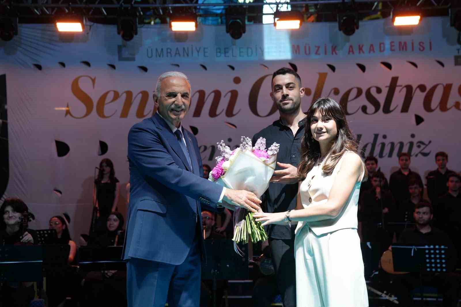 Ümraniye’de senfoni rüzgarı: Müzik Akademisi öğrencilerinden unutulmaz konser