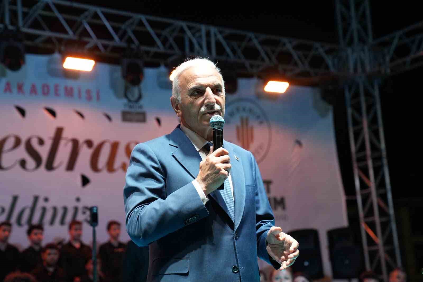 Ümraniye’de senfoni rüzgarı: Müzik Akademisi öğrencilerinden unutulmaz konser
