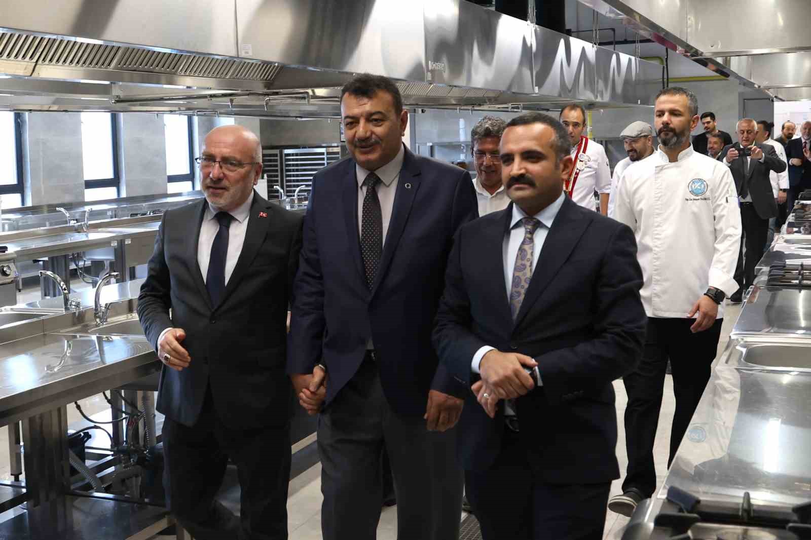 KAYÜ’de Dr. Makbule Çıkrıkçıoğlu Gastronomi ve Mutfak Sanatları Uygulama Merkezi’nin açılışı yapıldı