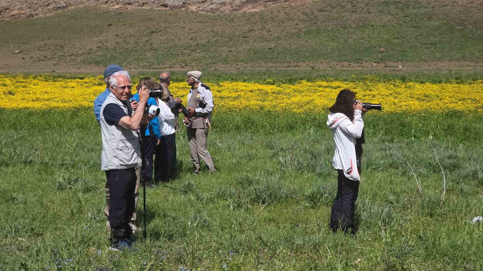 Doğa için deklanşöre bastılar: Dostlar Fotoğraf Grubu Van’ın sulak alanlarını fotoğrafladı
