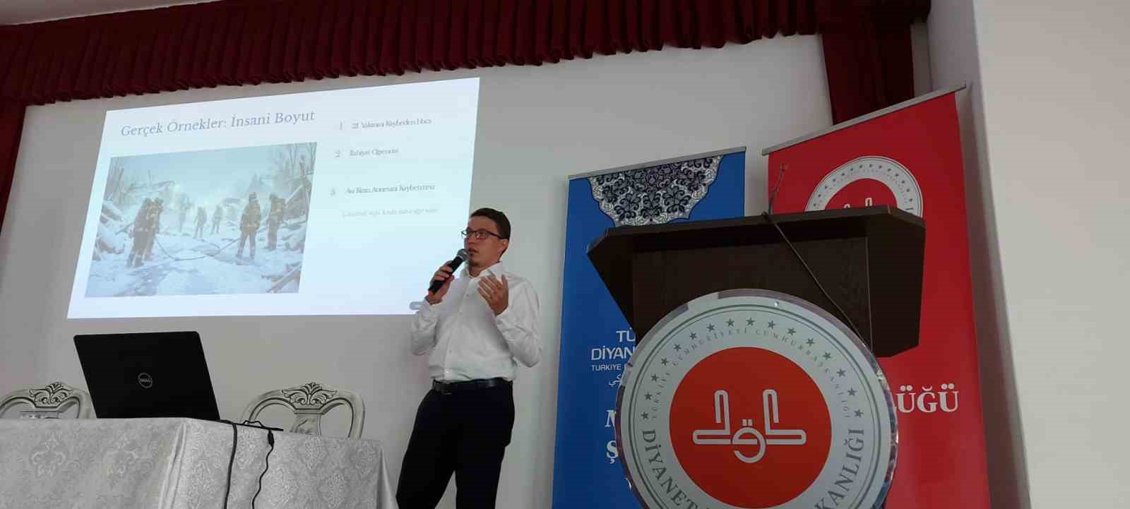 Afet dönemlerinde "Manevi Destek" masaya yatırıldı