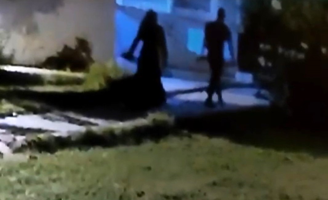 Eski eşini eşarp ve yastıkla boğan sanık, olay gecesi kız arkadaşına trafikte birisini öldürdüğünü söylemiş