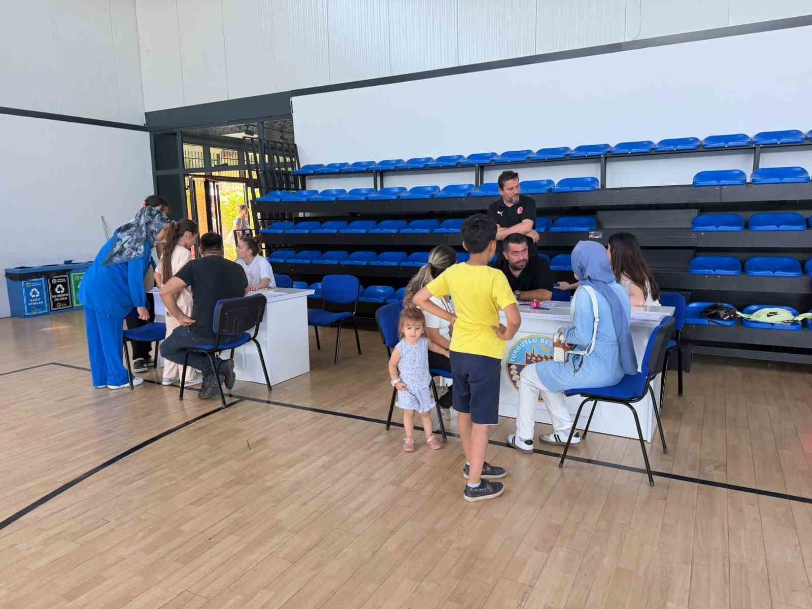 Turgutlu Belediyesinin yaz ve kültür kurslarına büyük talep