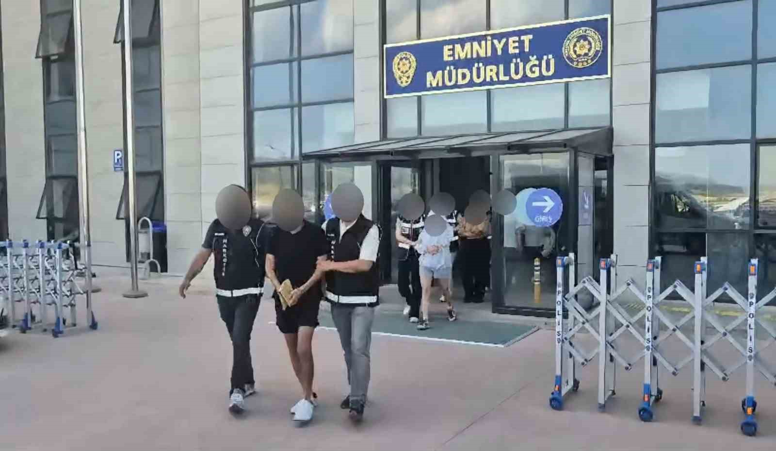 Yalova’da 13 bin 904 uyuşturucu hap ele geçirildi: 2 tutuklama