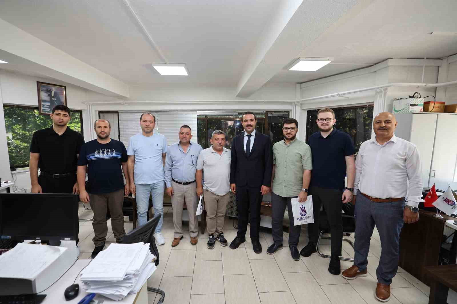 Şehzadeler Belediyesi’nden personele Babalar Günü jesti