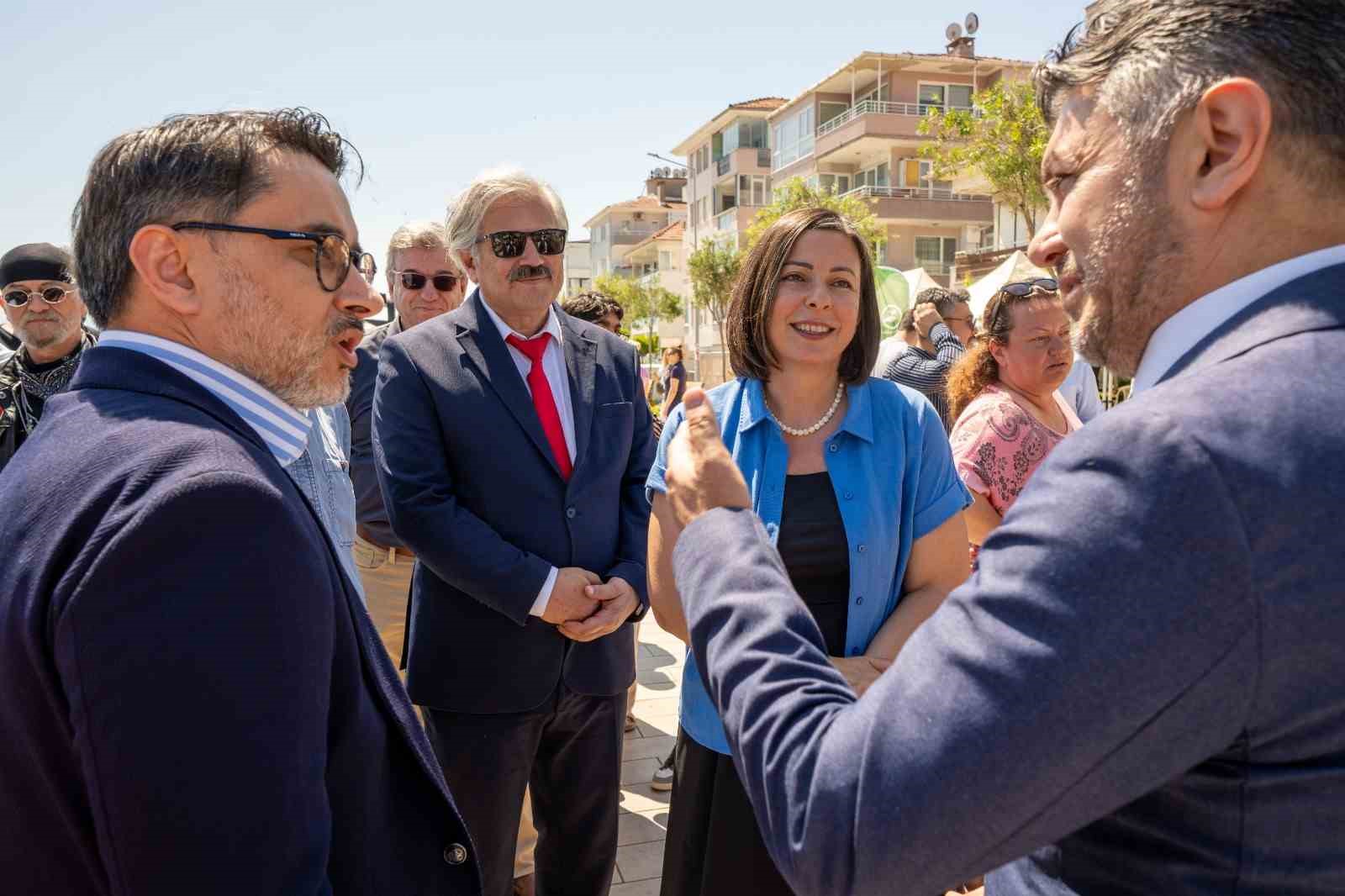 Mudanya Sahili ’Seramik dayanışma panosu’ ile renklendi