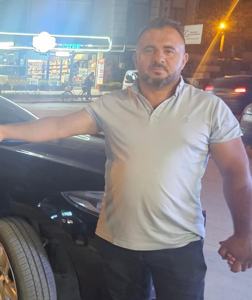 Elektrik akımına kapılıp inşaattan düşerek öldü
