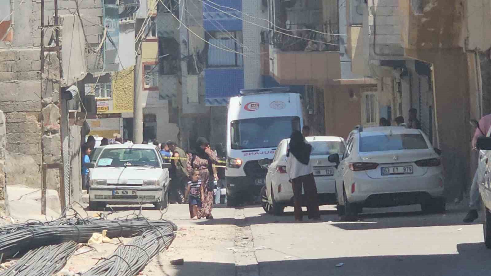 Şanlıurfa’da vahşet: Eşini öldürüp intihar süsü verdi