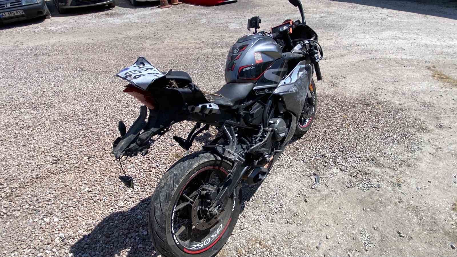 Kocaeli’de işten dönen genç motosikletli kazada hayatını kaybetti