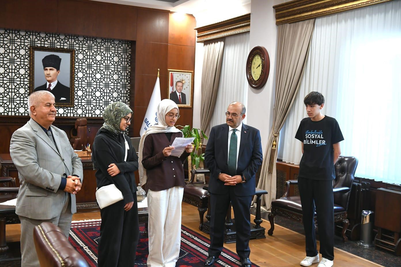 İmam Birgivi’nin yarışmasında ’Genç Kalemler’ ödüllendirildi