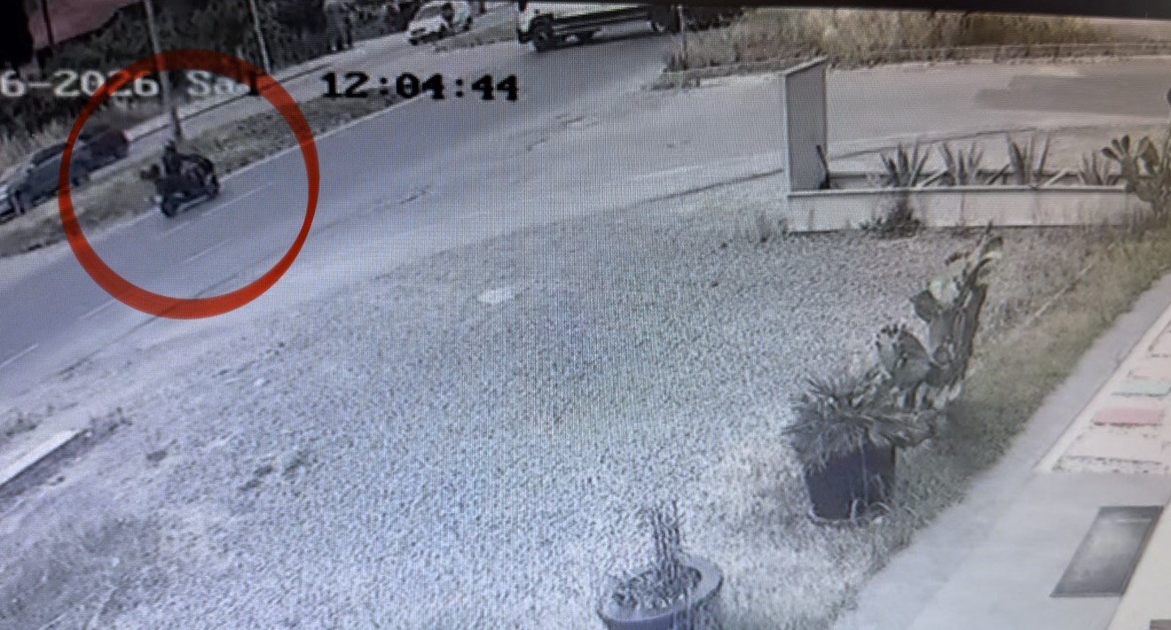 Motosiklet kamyonun tekerleri arasına ok gibi saplandı: Emekli komiser yardımcısı hayatını kaybetti
