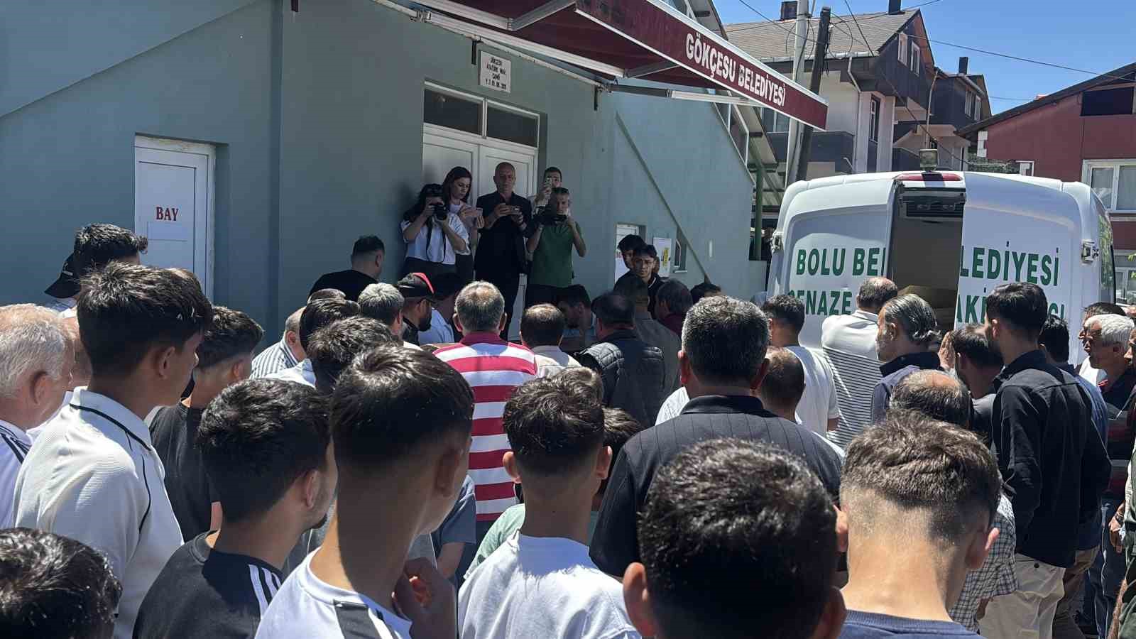 Bolu’da maden göçüğünde hayatını kaybeden işçi son yolculuğuna uğurlandı