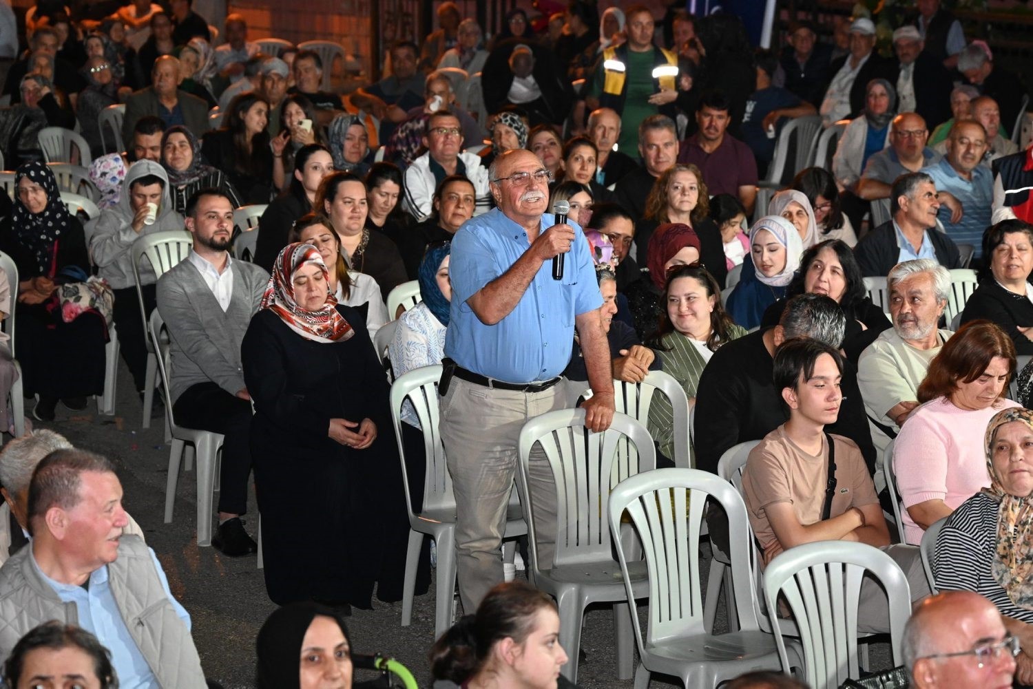 Başkan Başdeğirmen, mahallelerde vatandaşlarla buluşuyor