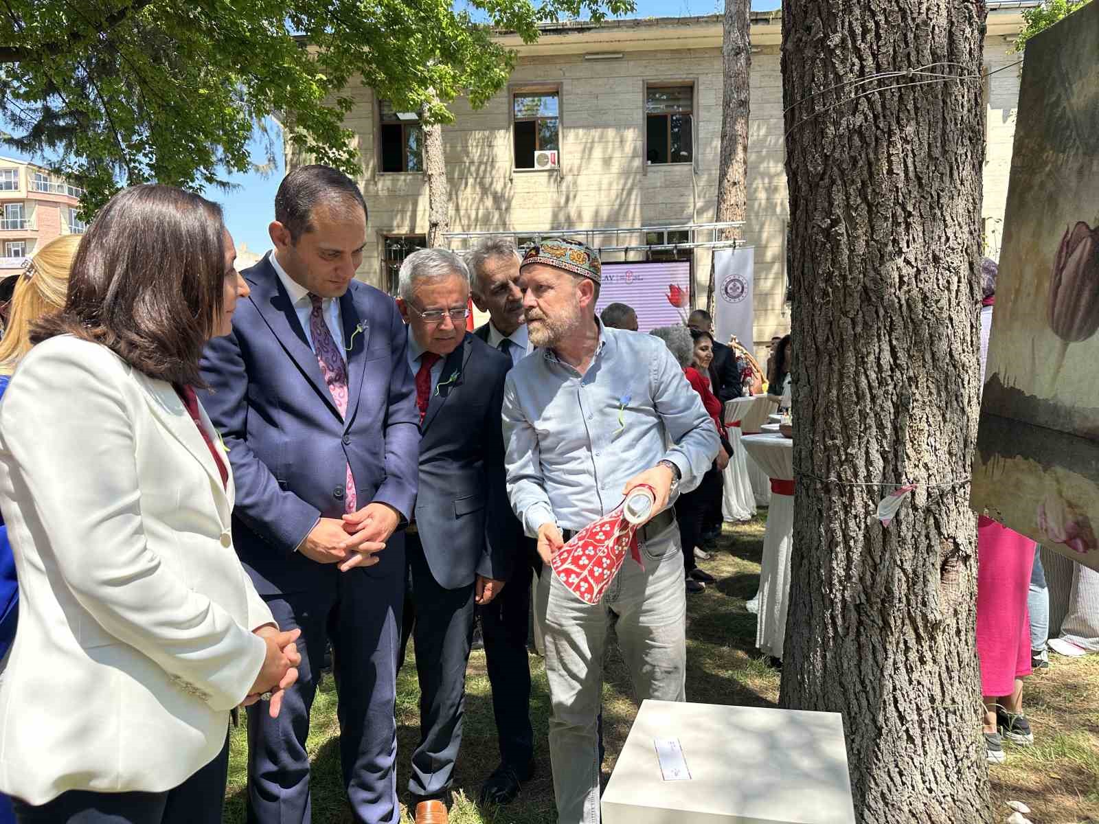 Burdur’da Lale Kültür Günleri başladı