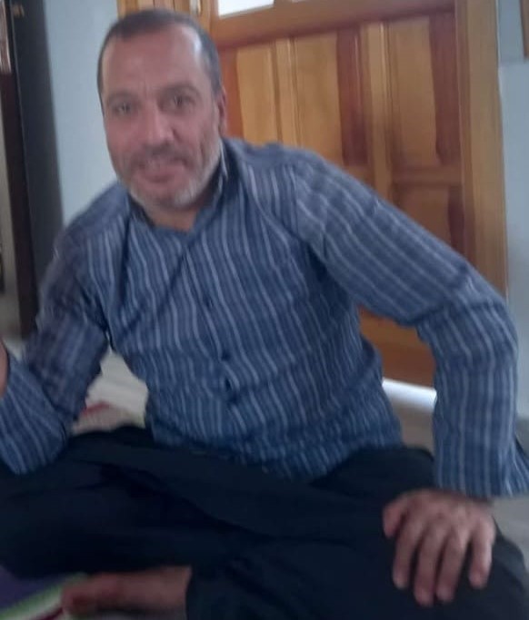 Gömleği ağaca takılınca düştü, kullandığı traktörün altında hayatını kaybetti
