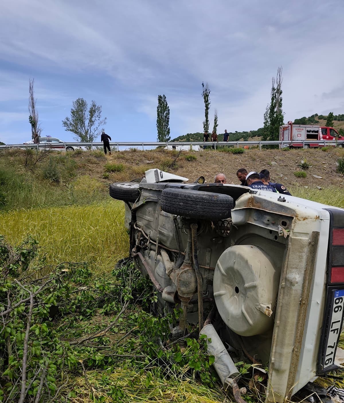Yozgat’ta takla atan otomobilde 2 kişi yaralandı