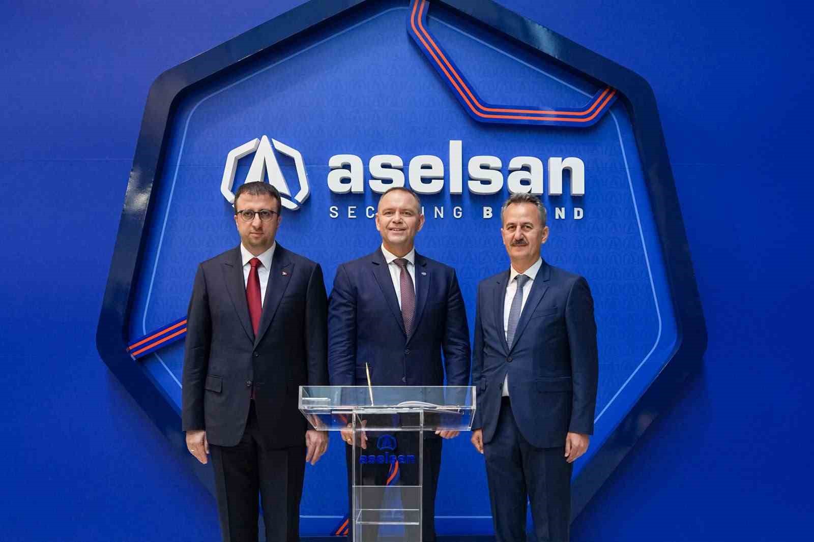 Polonya Cumhurbaşkanı’ndan ASELSAN’a ziyaret