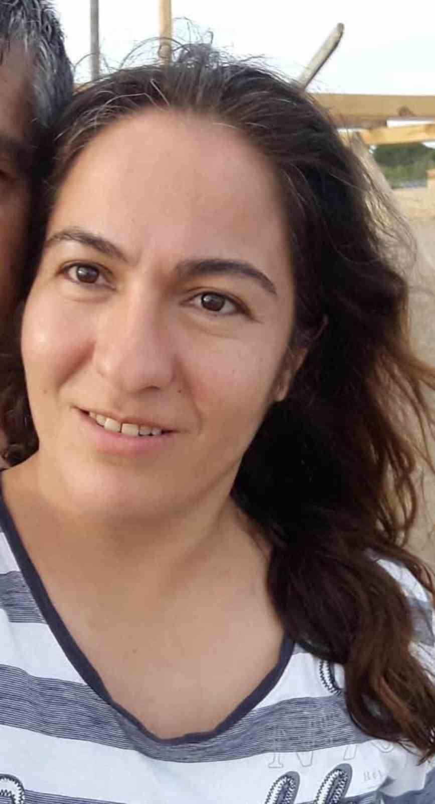Çocuklarını okuldan almak için yola çıkan anne, motosikletiyle karıştığı kazada hayatını kaybetti