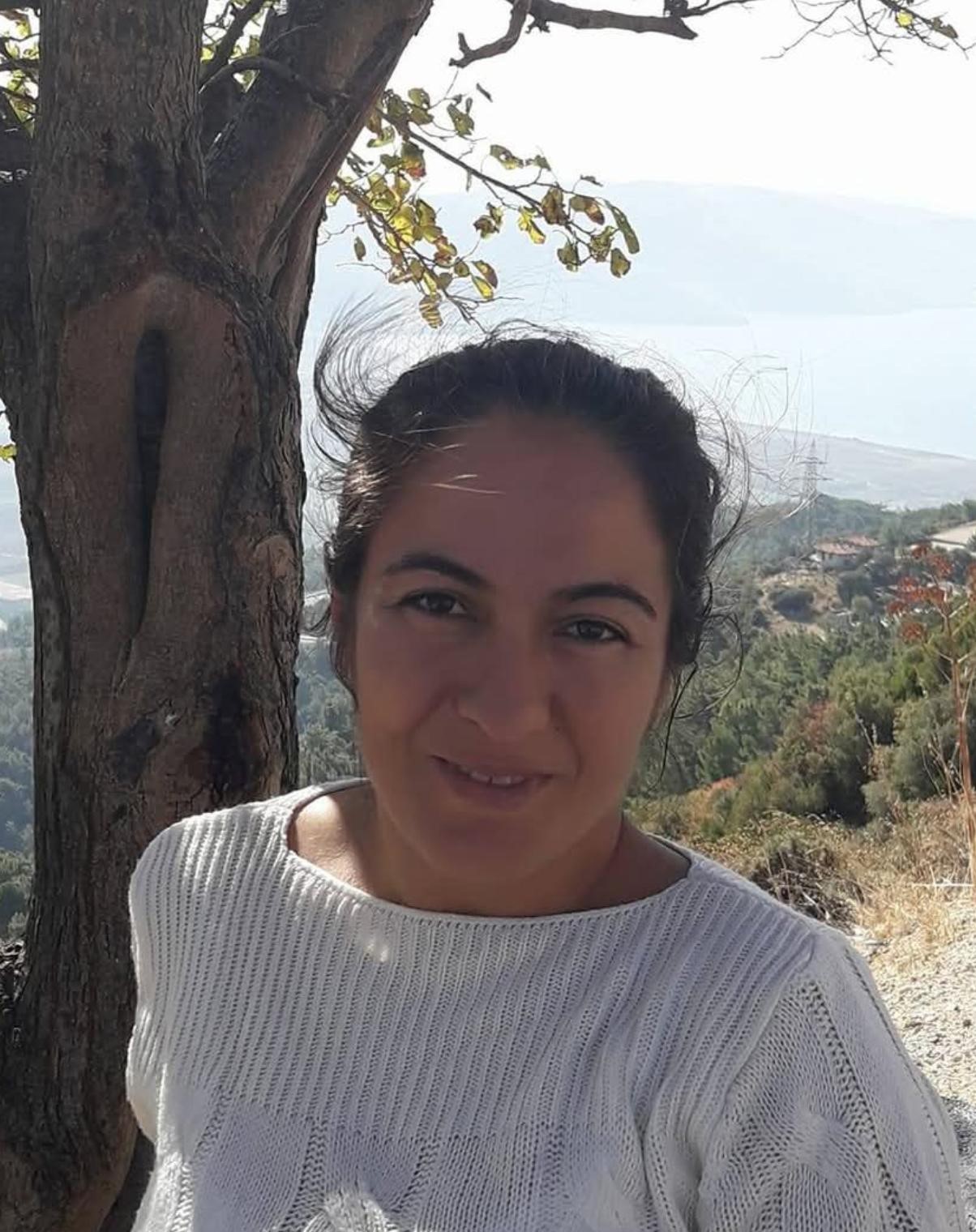 Çocuklarını okuldan almak için yola çıkan anne, motosikletiyle karıştığı kazada hayatını kaybetti