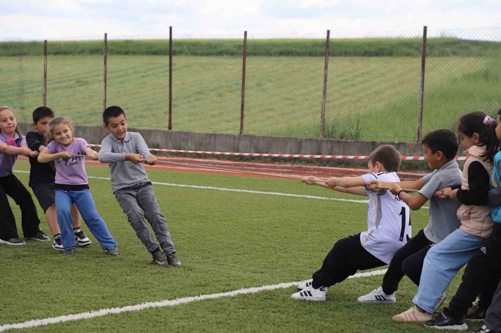 Eflani’de gençler spor ve eğlenceyle buluştu